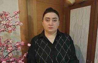 Maymun sevgisi işinden etti