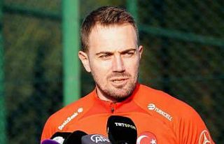 Mert Günok: “Takım olarak hedefimiz Almanya”