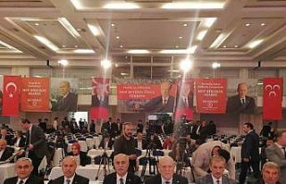 MHP’nin Bayburt belediye başkanları Antalya’da...