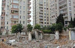 Milyonluk daireler mezar oldu