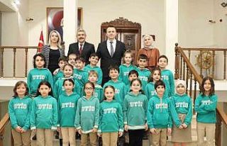 Minik öğrencilerin hayat hikayeleri kitap oldu