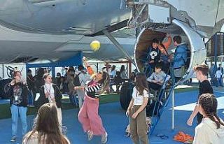 Misak-ı Milli Ortaokulu, 5 ülkeden 24 öğrenciyi...