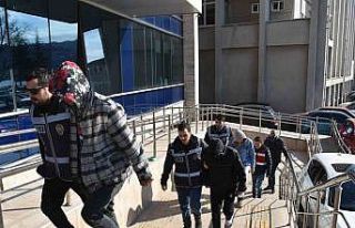 Motosiklet hırsızları tutuklanarak cezaevine gönderildi