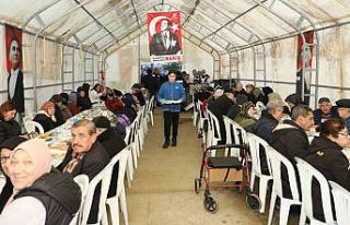 Mudanyalılar iftar sofrasında buluşuyor