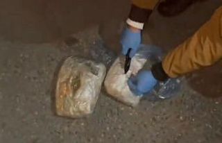 Narkotik ekiplerinden şok uygulama: Bin 150 gram...