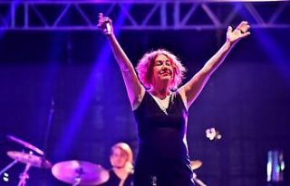 Nazan Öncel Moda Kayıkhane’de