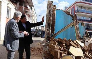 Nazilli’de metruk binaların yıkımına devam ediliyor