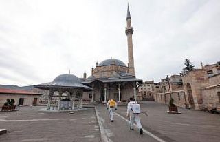 Nevşehir’de camiler gül kokacak