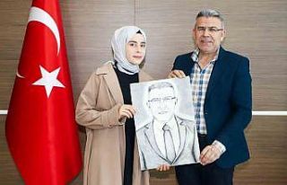 Nişan yüzüklerini takan Başkan Güler’e karakalem...