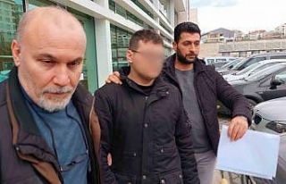 Okulda annesini öldüren çocuğun yargılanmasına...