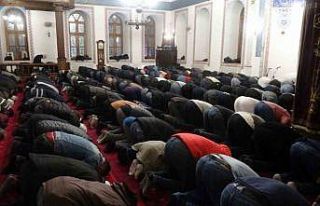 On bir ayın sultanı ‘Ramazan’ kılınan teravih...