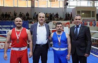 Ortaca’da Türkiye gençler ferdi boks şampiyonası