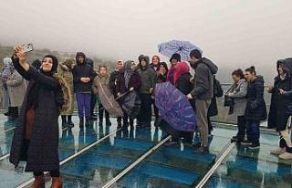 Otizmli çocuklar ve gençler aileleriyle Osmanlı...