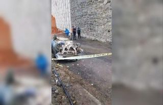Otomobil yoldan 25 metre aşağıya düştü: 1 ölü