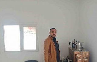 Ramazanda depremzedelerin çayları Sarıgöllü çaycıdan