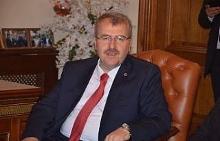 Sağlık Bakan Yardımcısı Halil Eldemir görevinden...