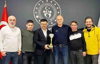 Şampiyonlar kupayı Yazıcı’ya getirdi