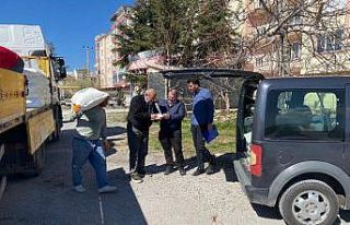 Sandıklı’da arıcılık yapan üreticilere beslenme...