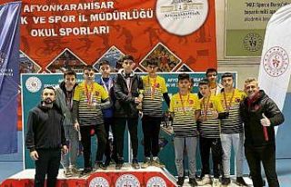 Sandıklılı öğrencilerin oryantiring başarısı