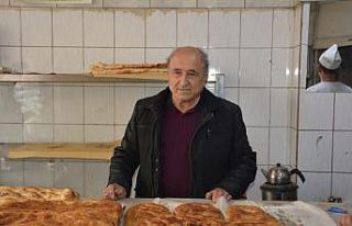 Sandıklı’nın ‘haşhaşlı’ tahinli pidesi...