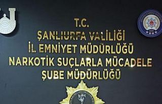 Şanlıurfa’da durdurulan otobüsten 2 kilo 100...