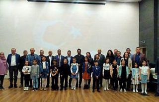 Sarıgöl’de ödüllü şiir okuma yarışması