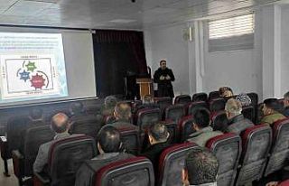 Sason’da velilere ’ailede iletişim ve ahlaki...