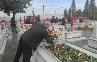 Şehitlikte yürek sızlatan not