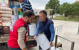 Şehzadeler Belediyesi Ramazan’da da sofraları...