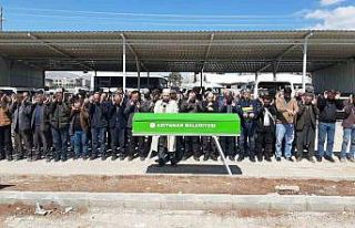 Selde hayatını kaybeden minik Zeynep annesinin yanına...