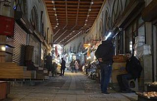 Semerciler Çarşısı esnafı kepenklerini açmaya...