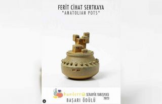 Seramik yarışması ödülü NEVÜ’nün