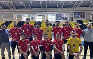 Siirt Belediyesi erkek voleybol takımı turnuvaya...