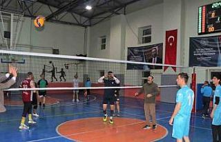 Siirt’te kurumlar arası voleybol turnuvası başladı