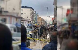 Silah sesleri polisi alarma geçirdi