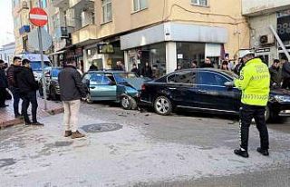 Sinop’ta 4 aracın karıştığı kazada 1 yaralı