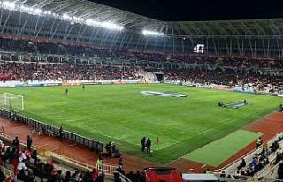 Sivasspor-Fiorentina maçında Sivas Yeni 4 Eylül...