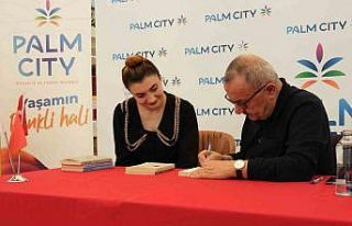 Şükrü Erbaş, Mersin’de şiir severlerle buluştu