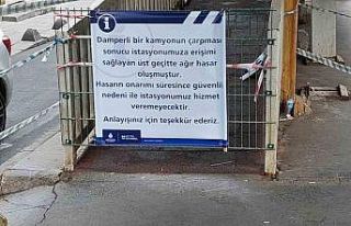 Sultangazi’de damperi açılan hafriyat kamyonu...