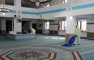 Talas’ın camilerinde özel temizlik