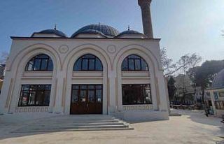 Tarihi Haydarçavuş Camiin halıları Demirci’den