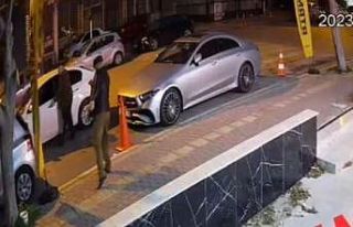 Tartıştığı adamı bacağından vurdu, otomobilin...
