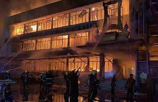 Tayland’da karakol alev alev yandı