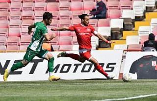 TFF 2. Lig Balıkesirspor: 1 - Serik Belediyespor:...
