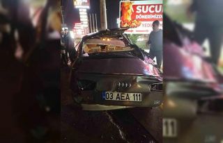 Tıra çarpan otomobil sürücüsü hayatını kaybetti