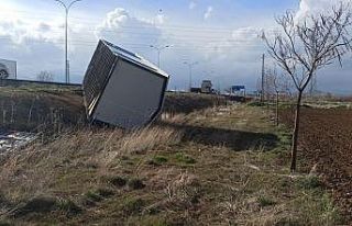 Tırla Hatay’a götürülen konteyneri şiddetli...