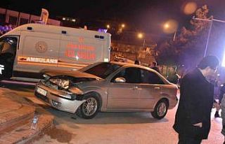 Tosya’da iki araç kafa kafaya çarpıştı: 1 yaralı