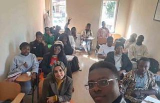 Trabzon’da yabancı öğrencilere ücretsiz İngilizce...