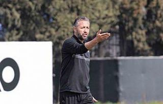 Tuna Üzümcü, Altay’ın başında ilk maçına...