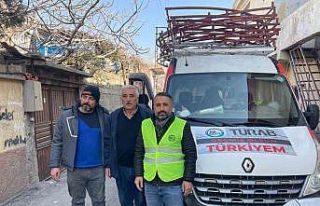 TÜRAB’tan deprem bölgesine çadır desteği
